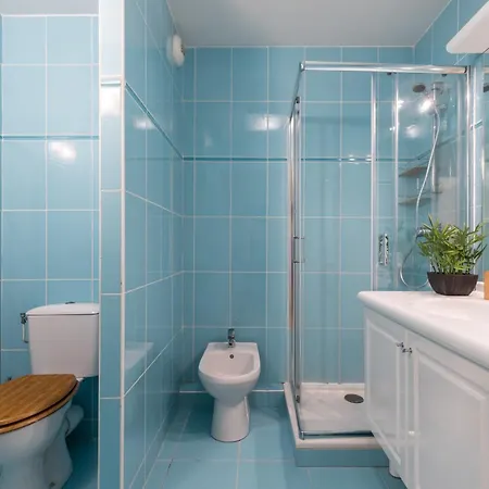 1 Bedroom Downtown Carre D'or With Garage アパート ニース